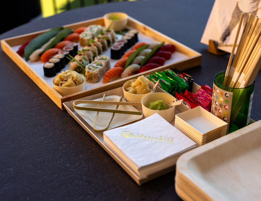 Sushi Platter Pick-up cropped v2